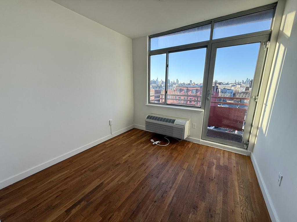 184 Noll Street - Photo 3