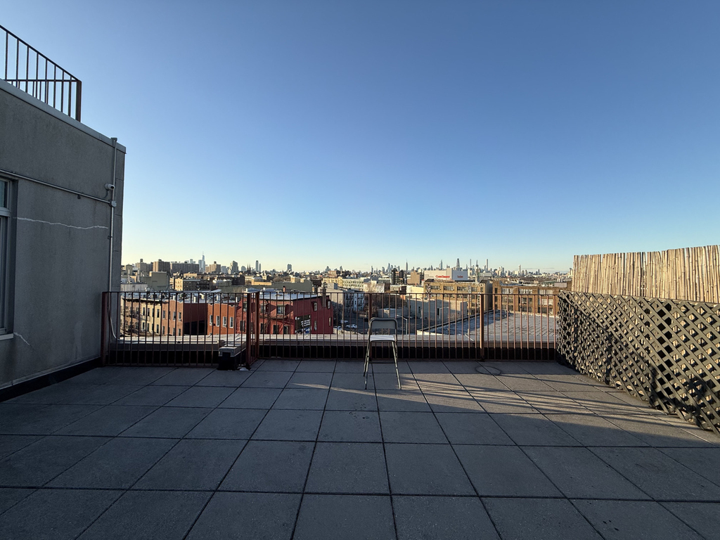 184 Noll Street - Photo 12