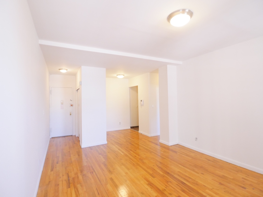 440 East 88th Street - Photo 3