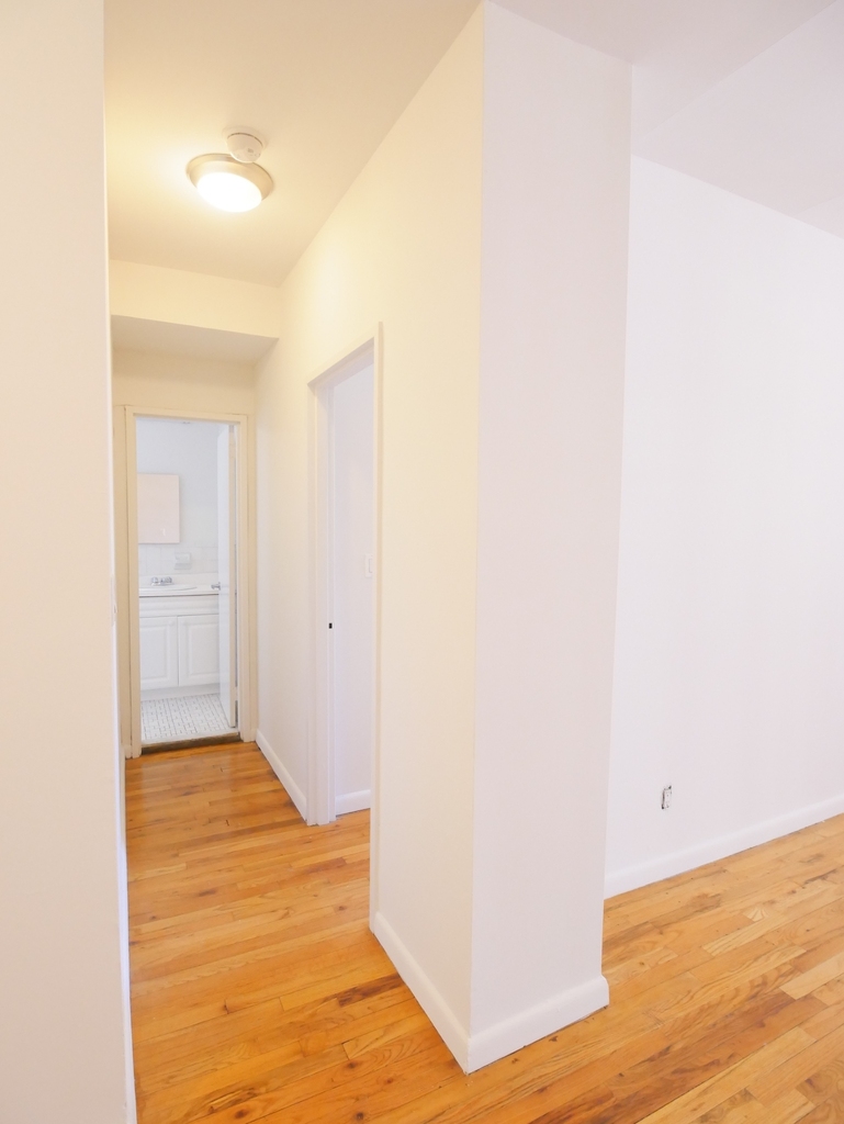 440 East 88th Street - Photo 7