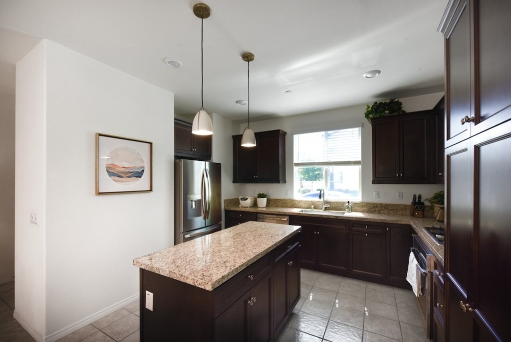 7075 Montecito Lane - Photo 5