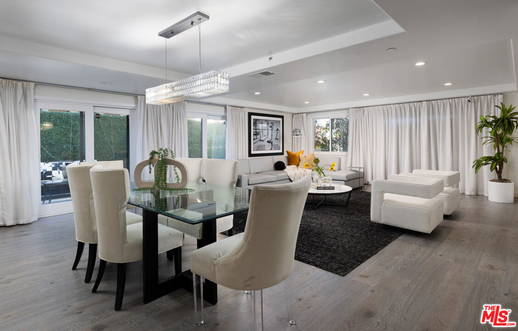 155 N Hamilton Drive - Photo 8