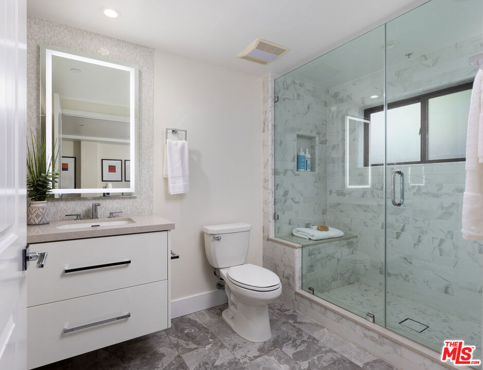 155 N Hamilton Drive - Photo 17
