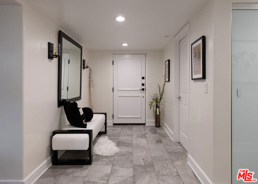 155 N Hamilton Drive - Photo 6