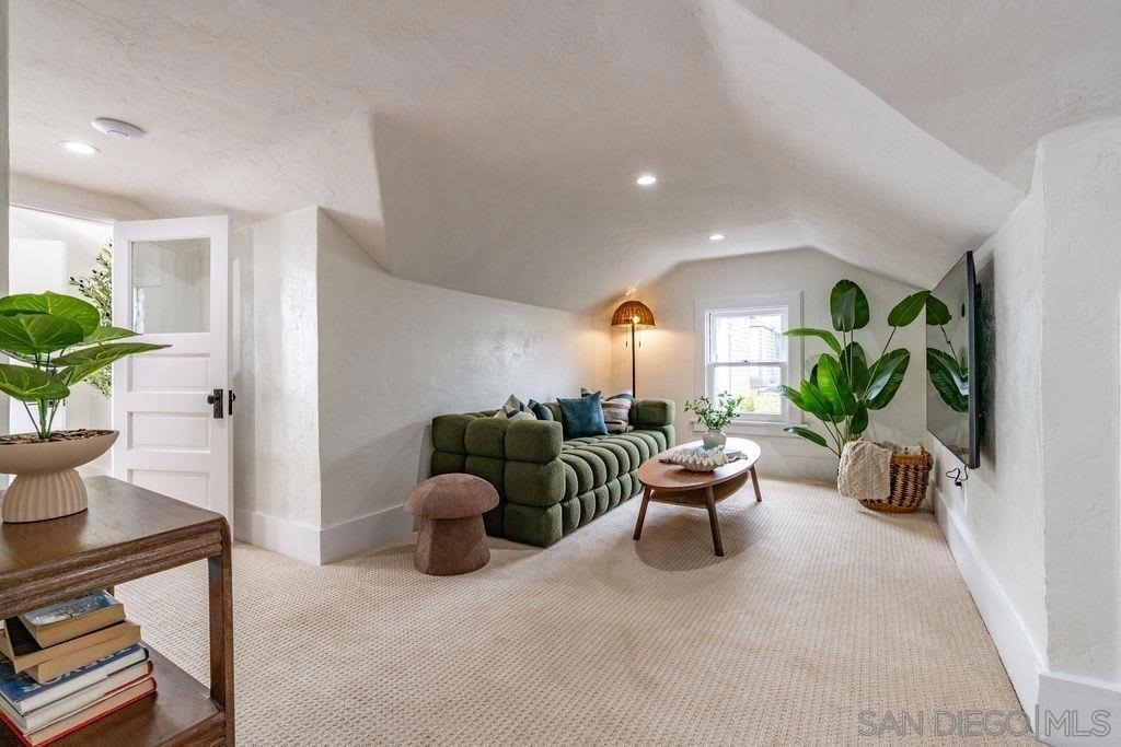 725 Pennsylvania Ave - Photo 48