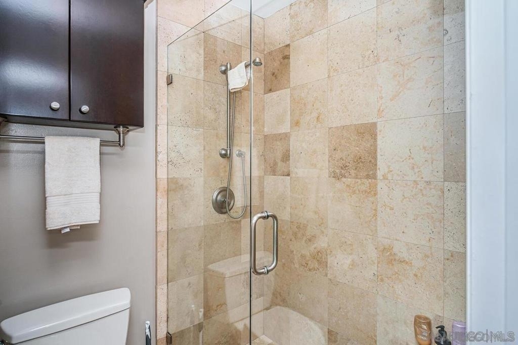 909 Coast Blvd - Photo 9