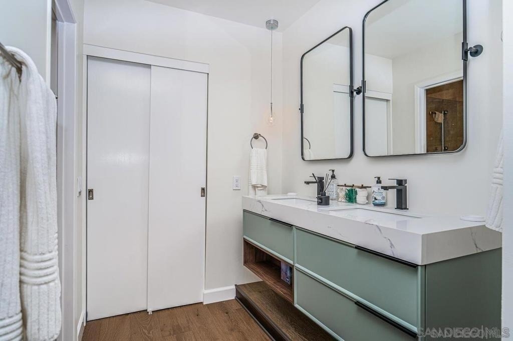 909 Coast Blvd - Photo 8