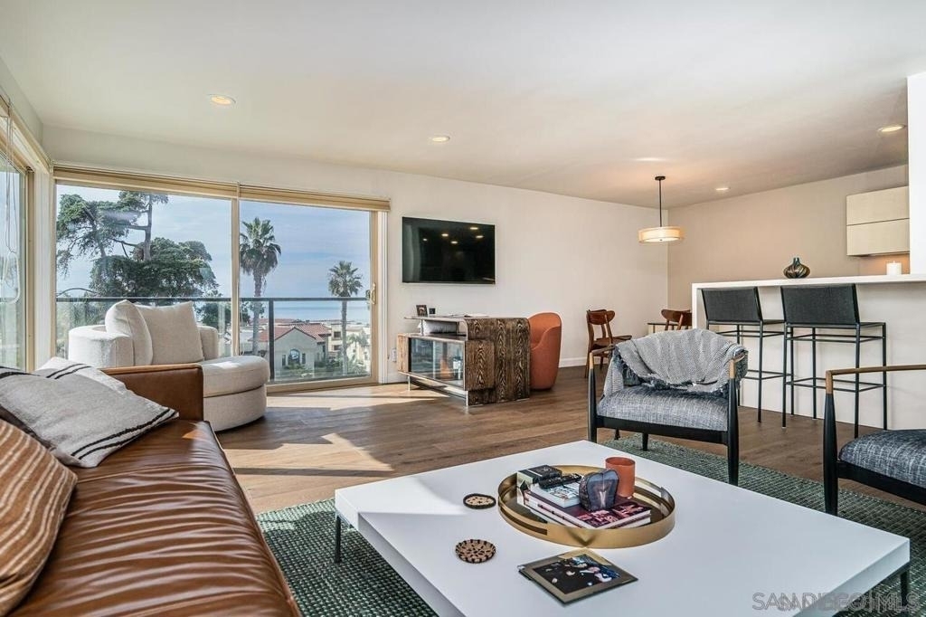 909 Coast Blvd - Photo 0