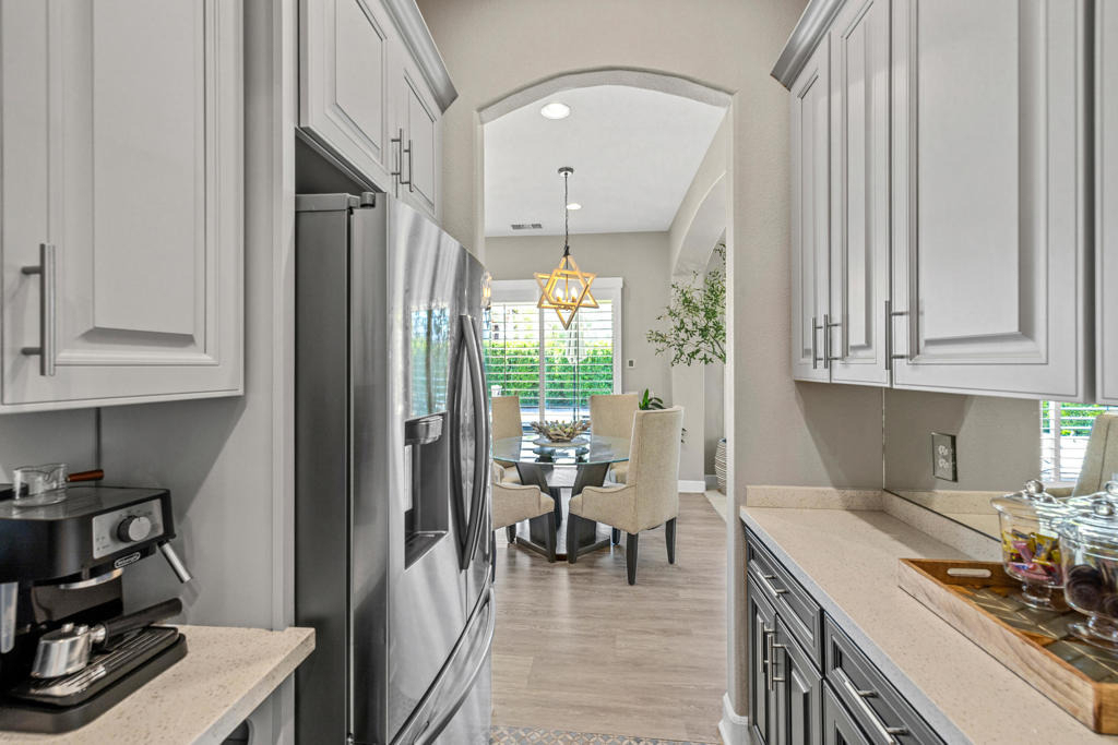 77939 Desert Drive - Photo 3