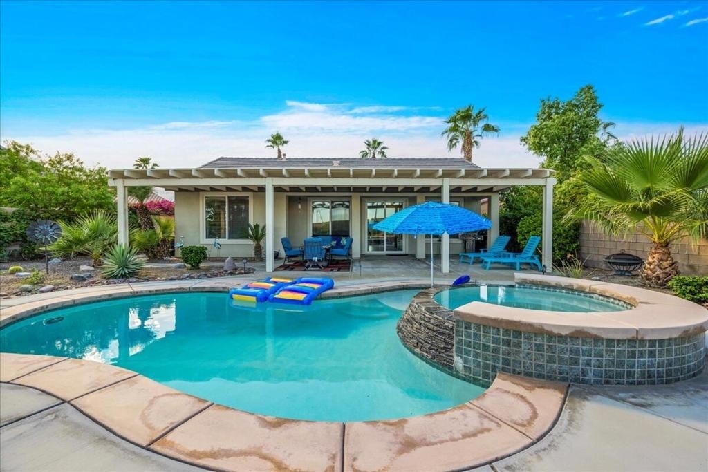 60636 Desert Shadows Drive - Photo 70