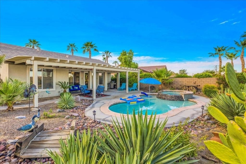 60636 Desert Shadows Drive - Photo 69