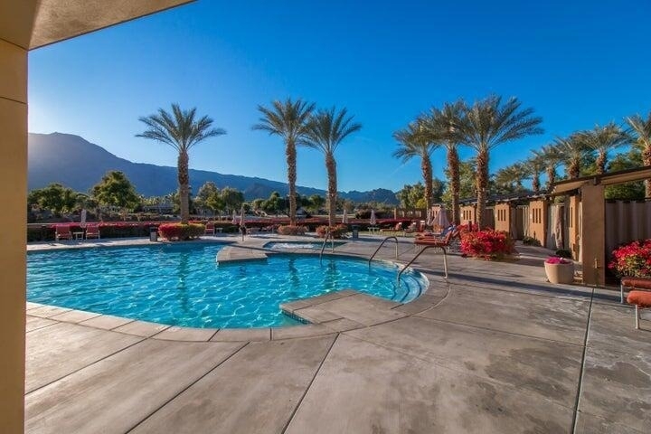 60636 Desert Shadows Drive - Photo 19