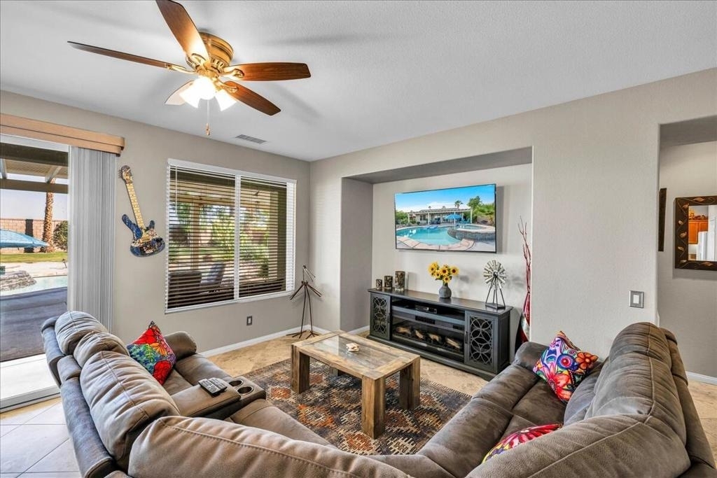 60636 Desert Shadows Drive - Photo 42