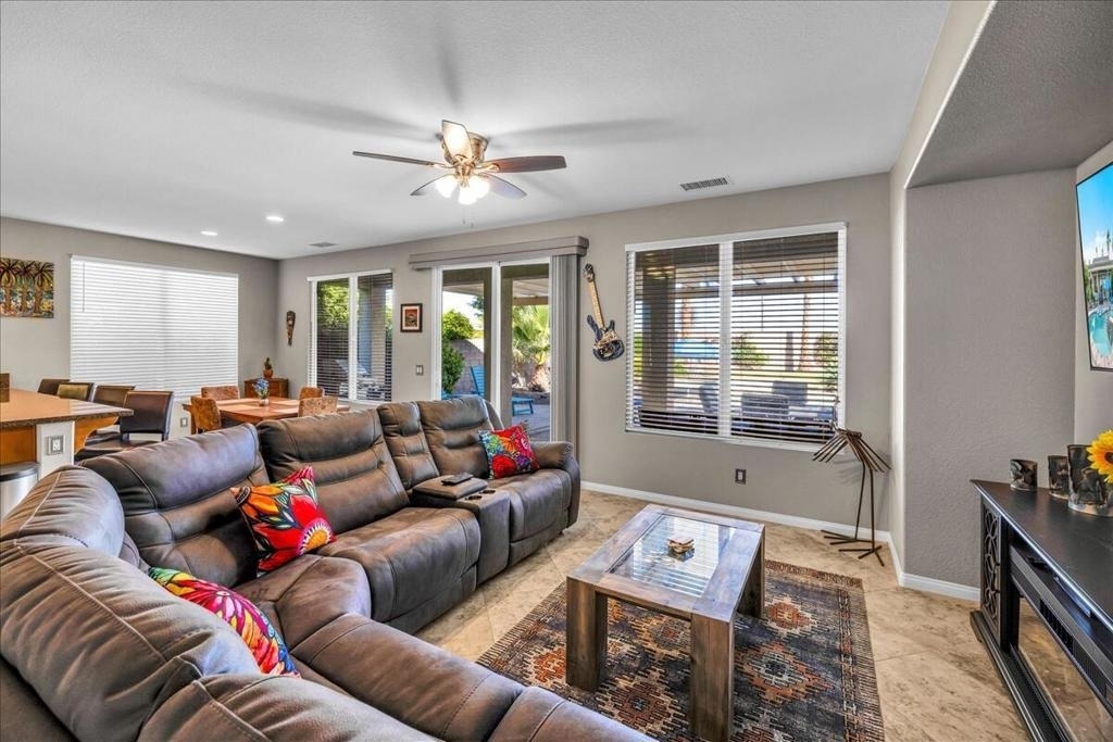 60636 Desert Shadows Drive - Photo 43