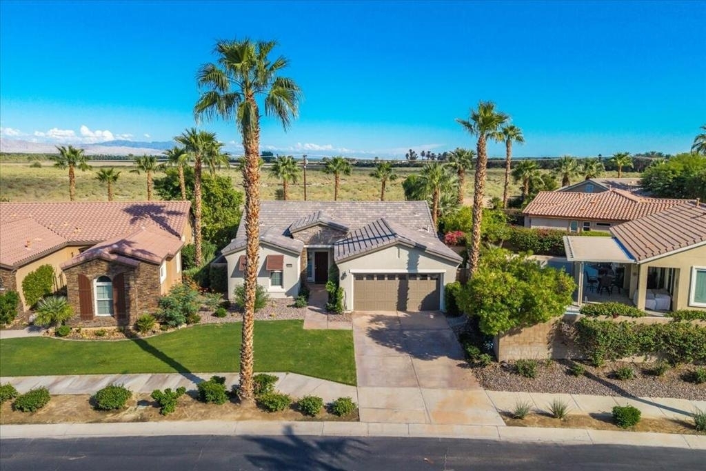 60636 Desert Shadows Drive - Photo 39