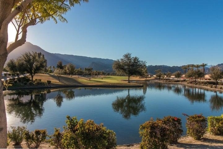 60636 Desert Shadows Drive - Photo 37