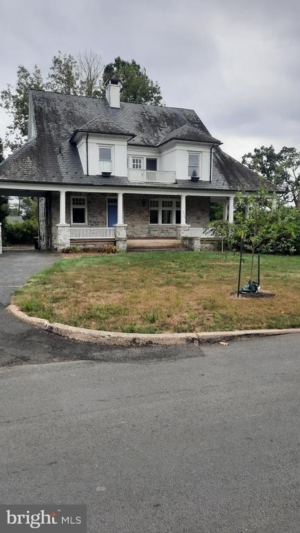 2315 Magnolia Drive - Photo 1
