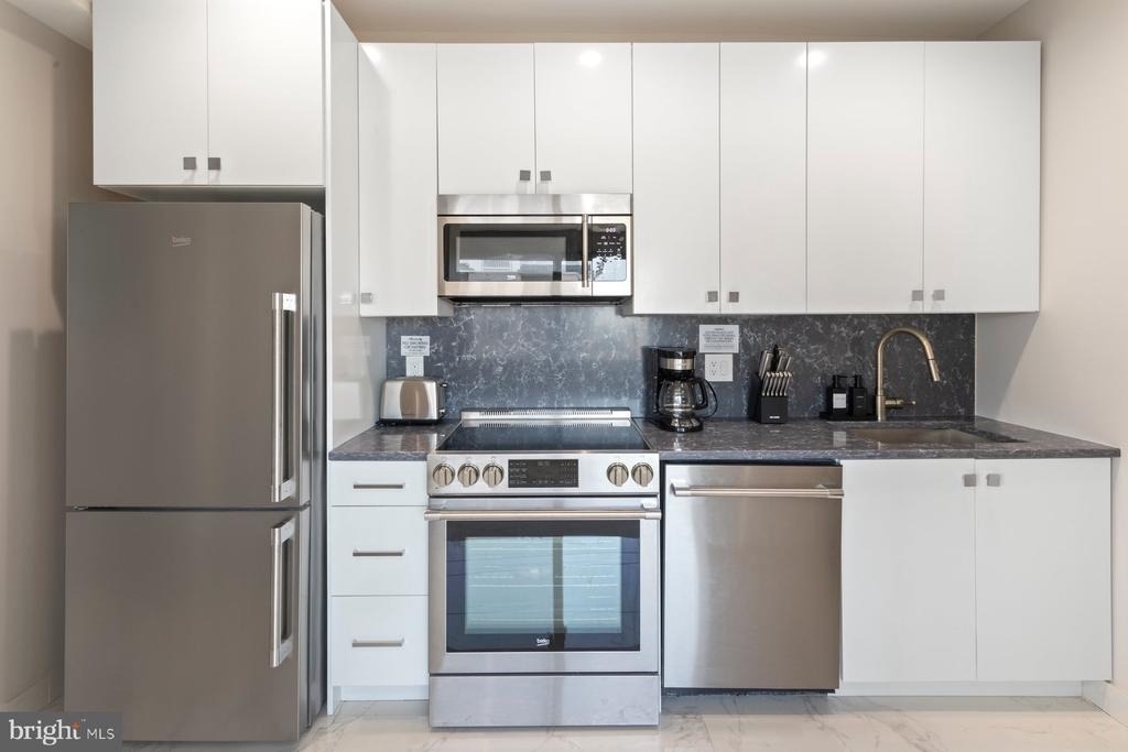 5311 Atlantic Avenue - Photo 16