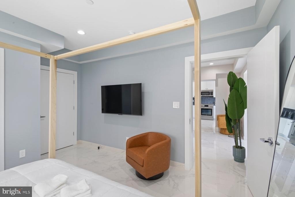 5311 Atlantic Avenue - Photo 12