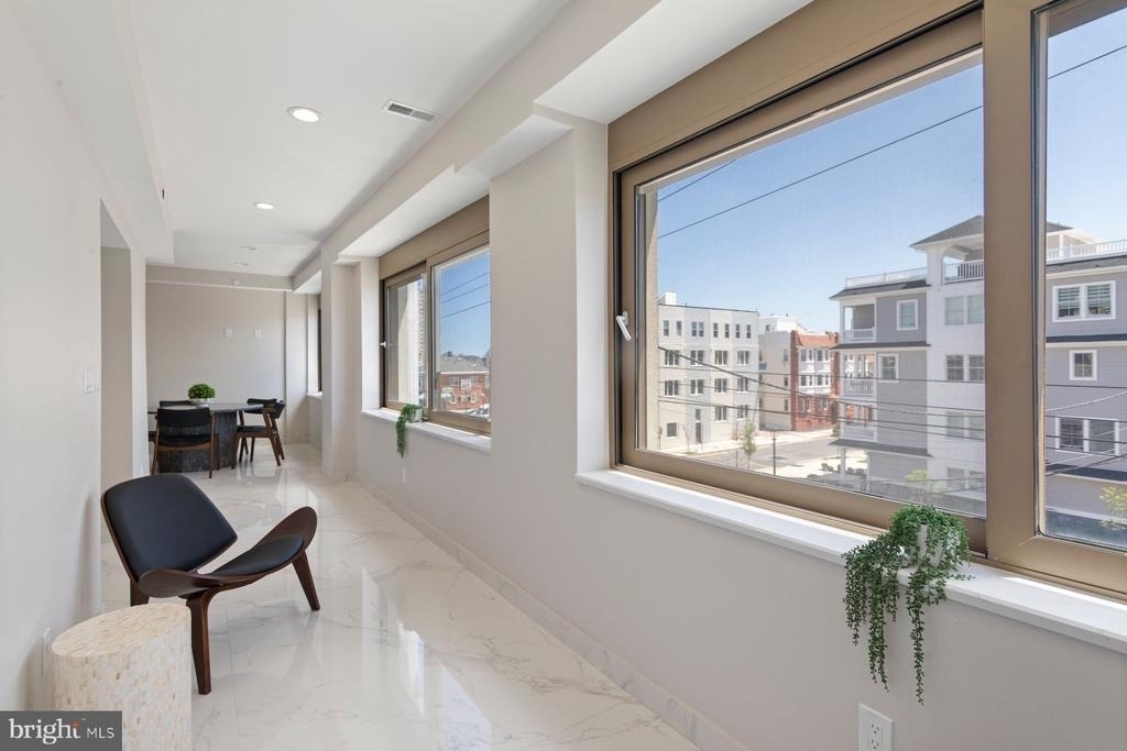 5311 Atlantic Avenue - Photo 10