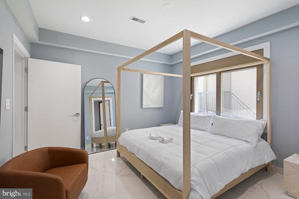 5311 Atlantic Avenue - Photo 13