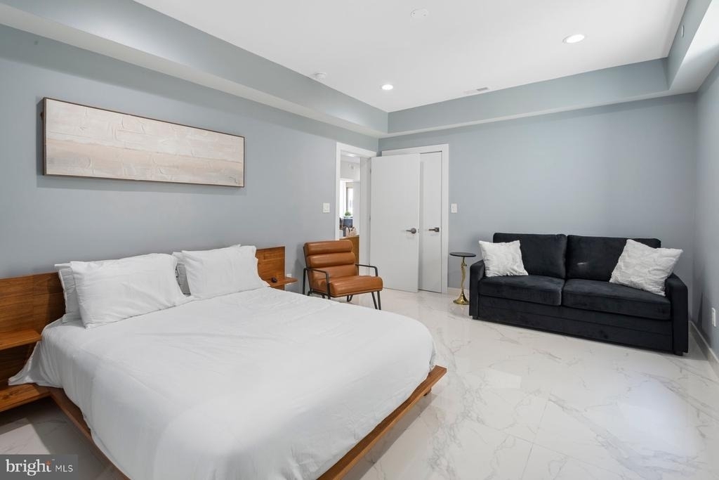 5311 Atlantic Avenue - Photo 18