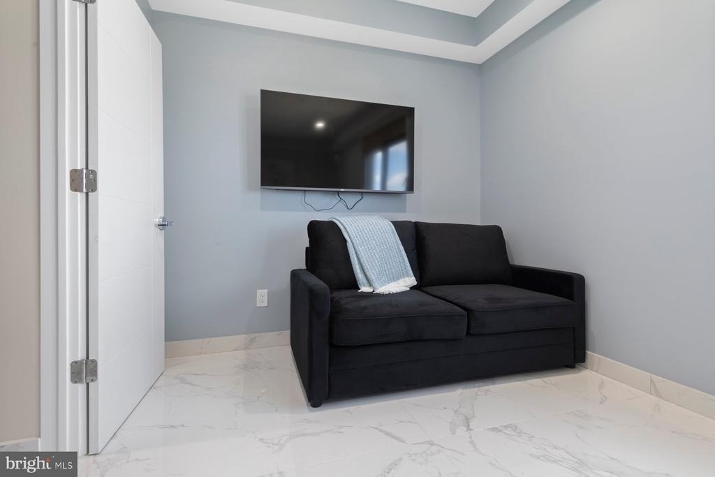 5311 Atlantic Avenue - Photo 10