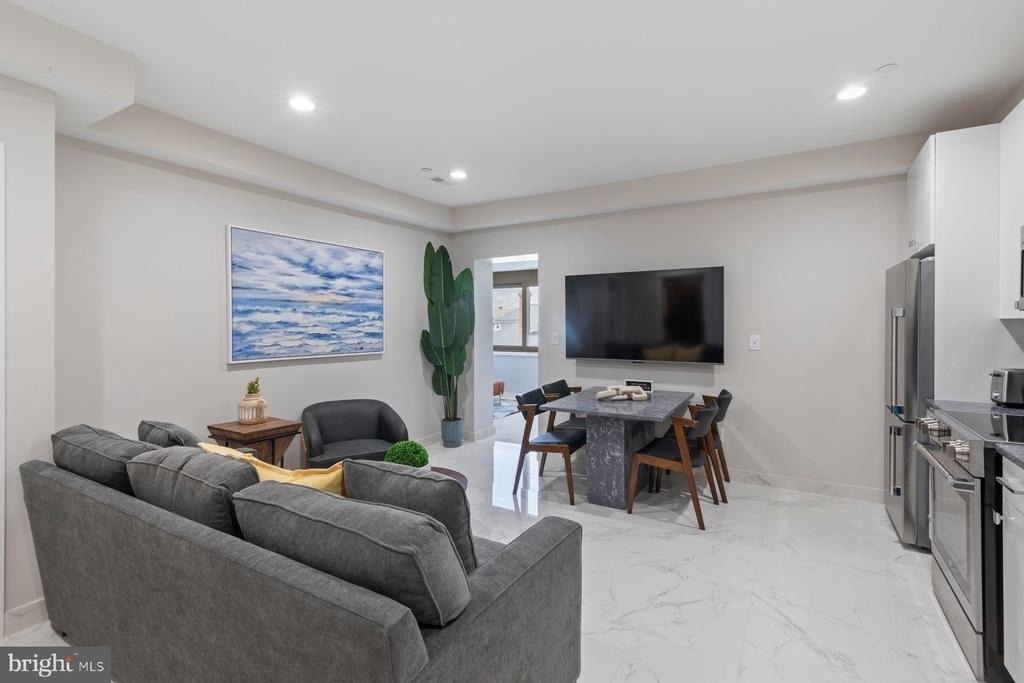 5311 Atlantic Avenue - Photo 2