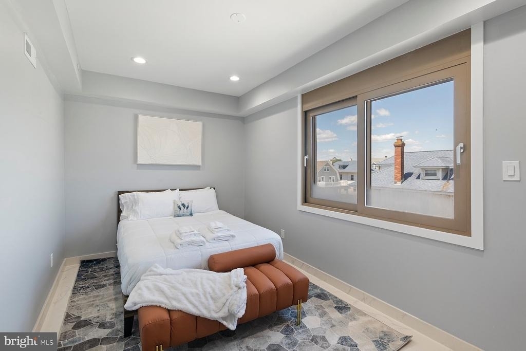 5311 Atlantic Avenue - Photo 6
