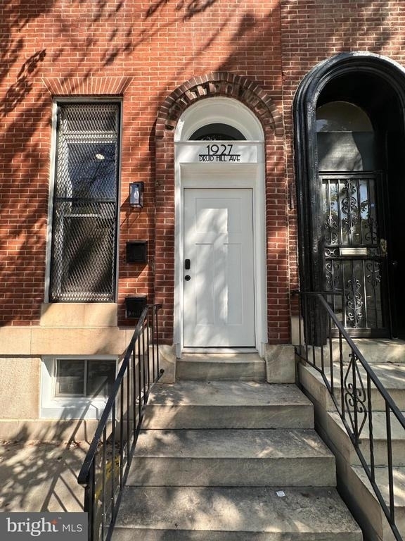 1927 Druid Hill Avenue - Photo 1