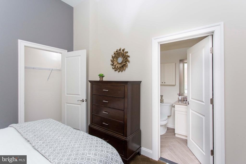 26 S Calvert Street - Photo 81