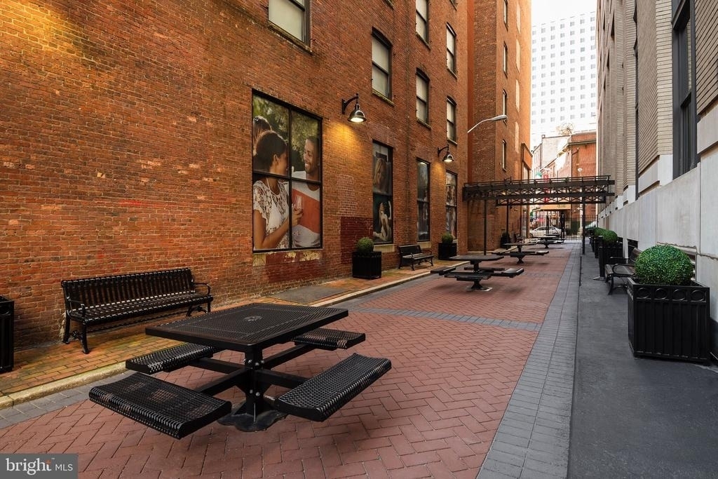 26 S Calvert Street - Photo 6