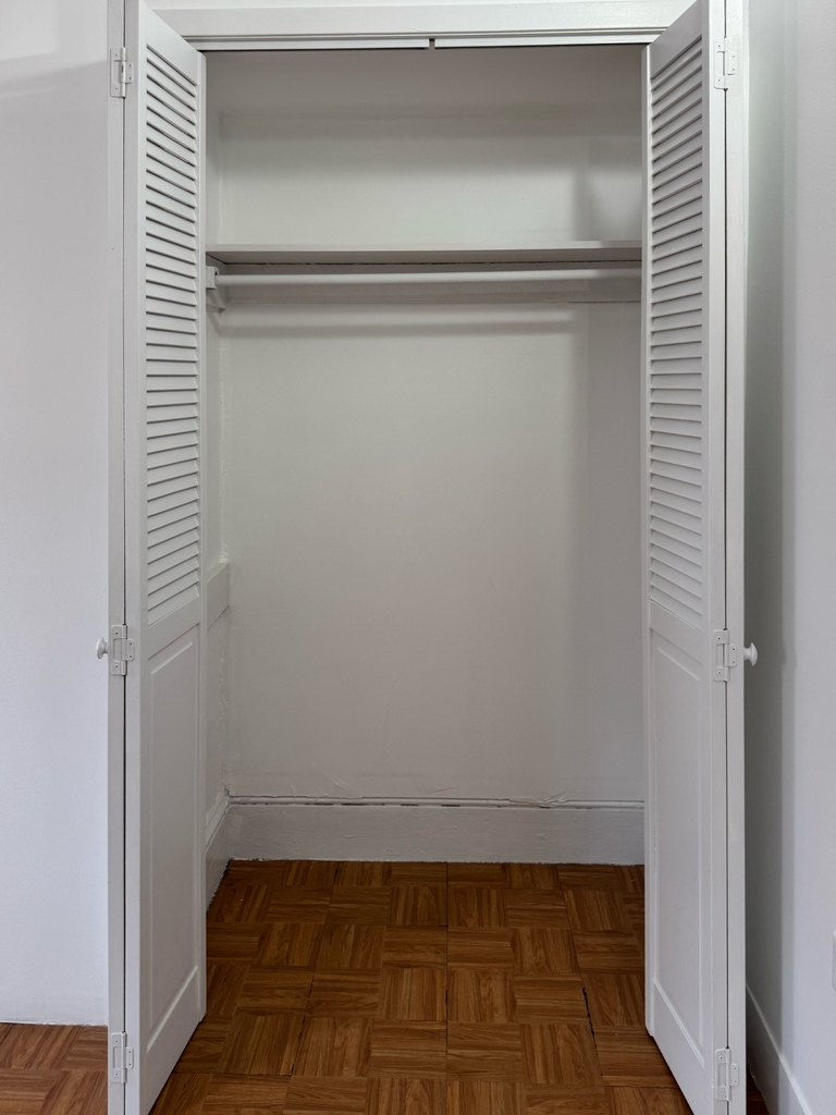 38-31 27th Street - Photo 9