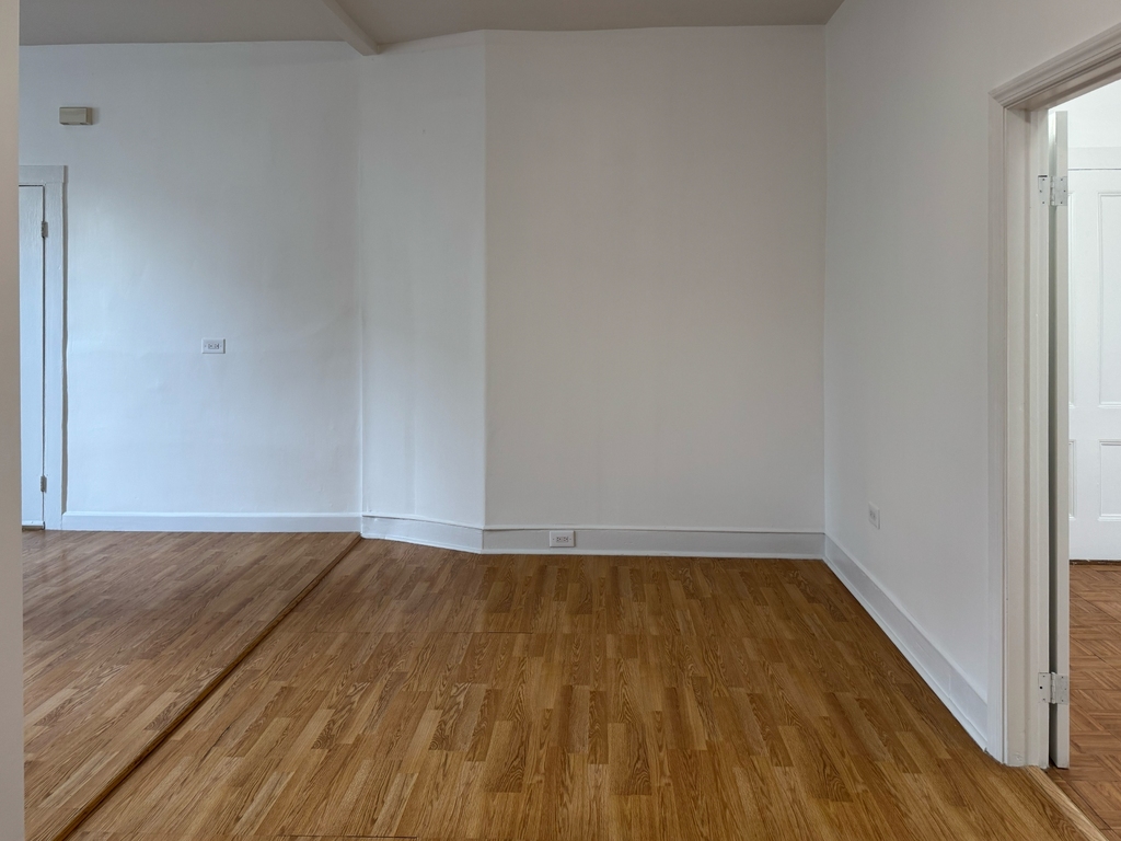 38-31 27th Street - Photo 8