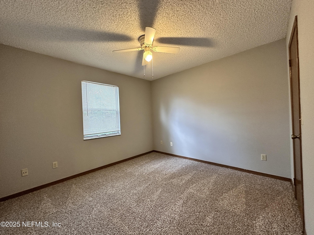 1114 Romaine Circle W - Photo 10