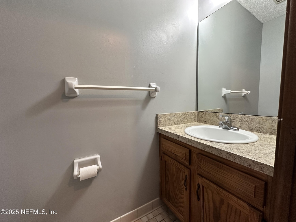 1114 Romaine Circle W - Photo 4