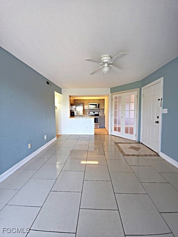 2885 Winkler Avenue - Photo 2