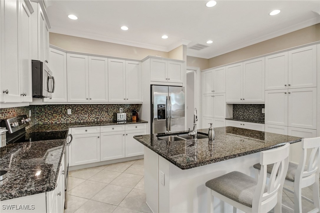 7194 Dominica Drive - Photo 9