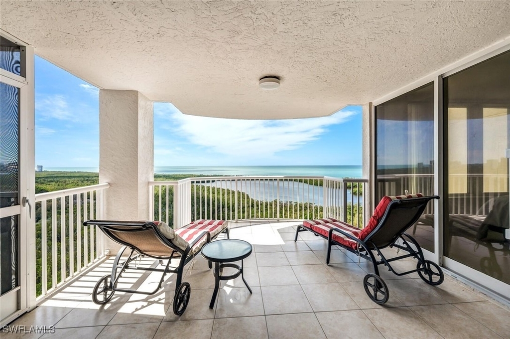 6849 Grenadier Boulevard - Photo 25