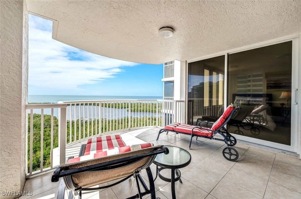 6849 Grenadier Boulevard - Photo 27