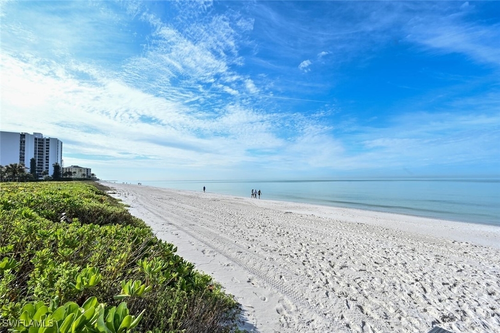 4001 Gulf Shore Boulevard N - Photo 42