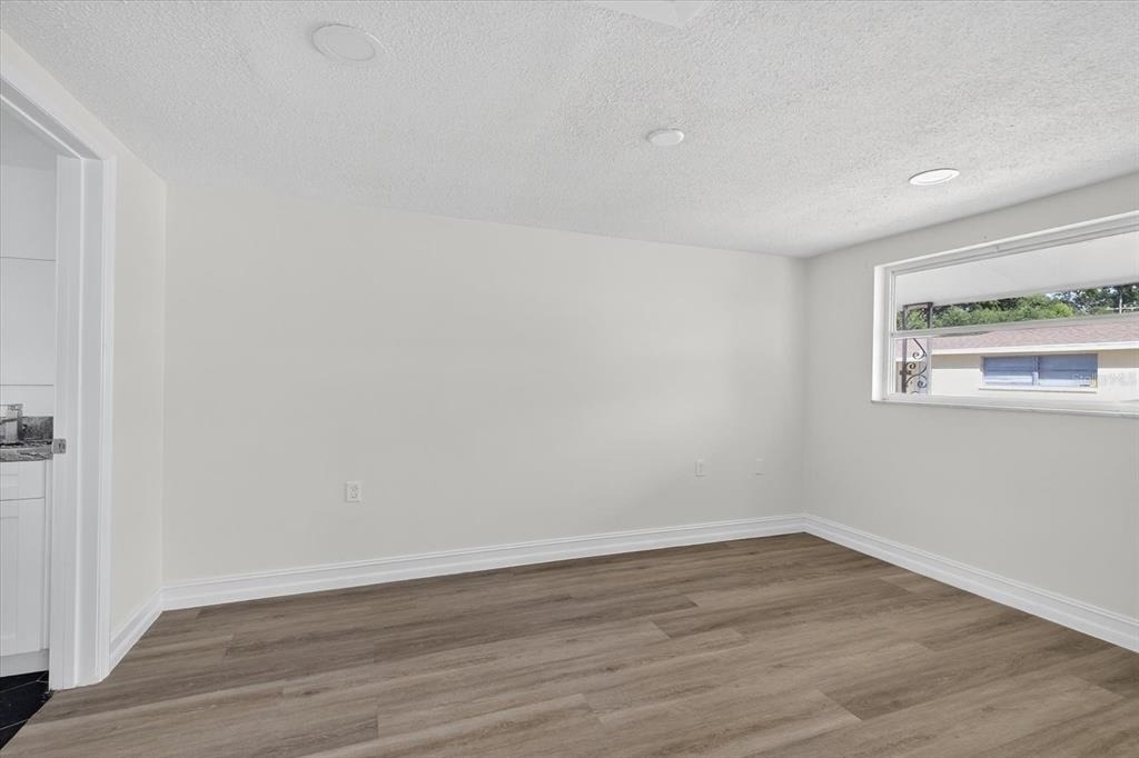 5409 Oceanic Road - Photo 16