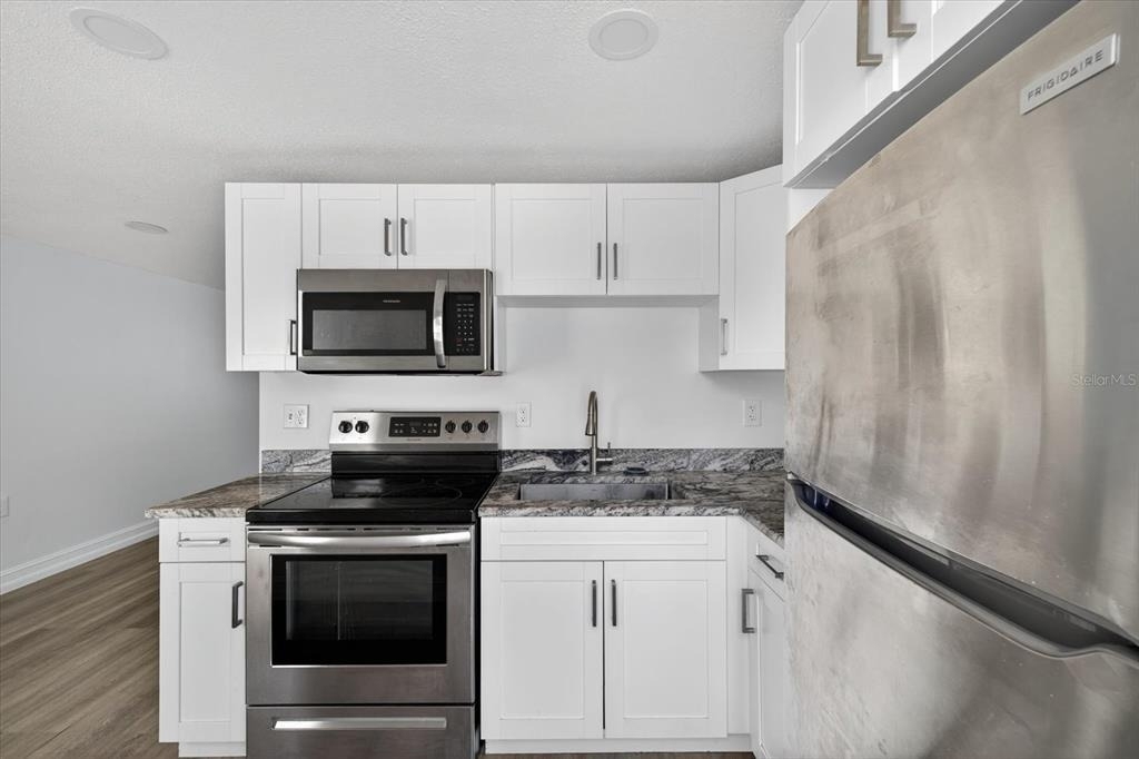 5409 Oceanic Road - Photo 22