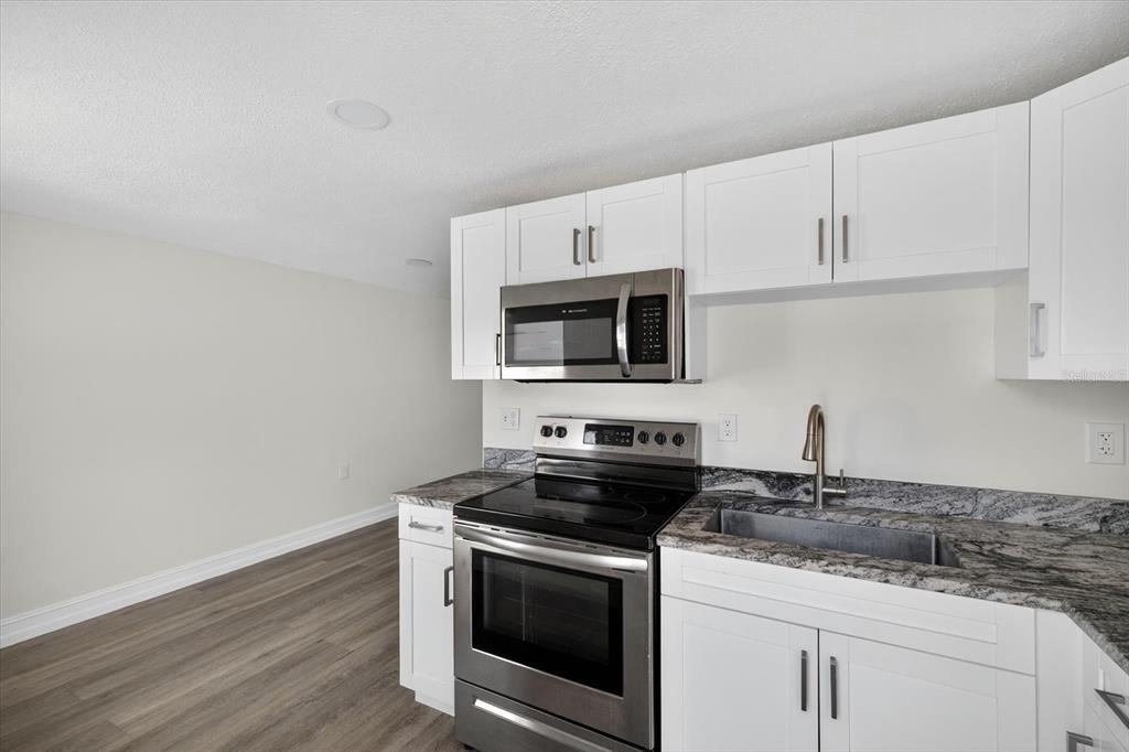 5409 Oceanic Road - Photo 7