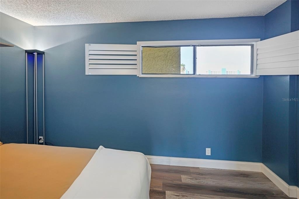 401 150th Avenue - Photo 30