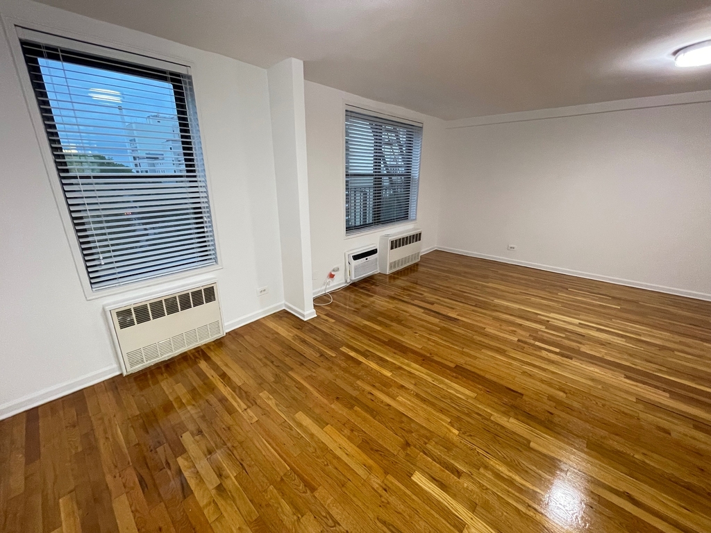 67-15 102nd Street - Photo 15