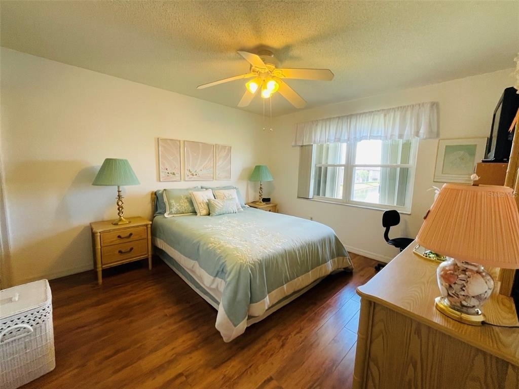25100 Sandhill Boulevard - Photo 9