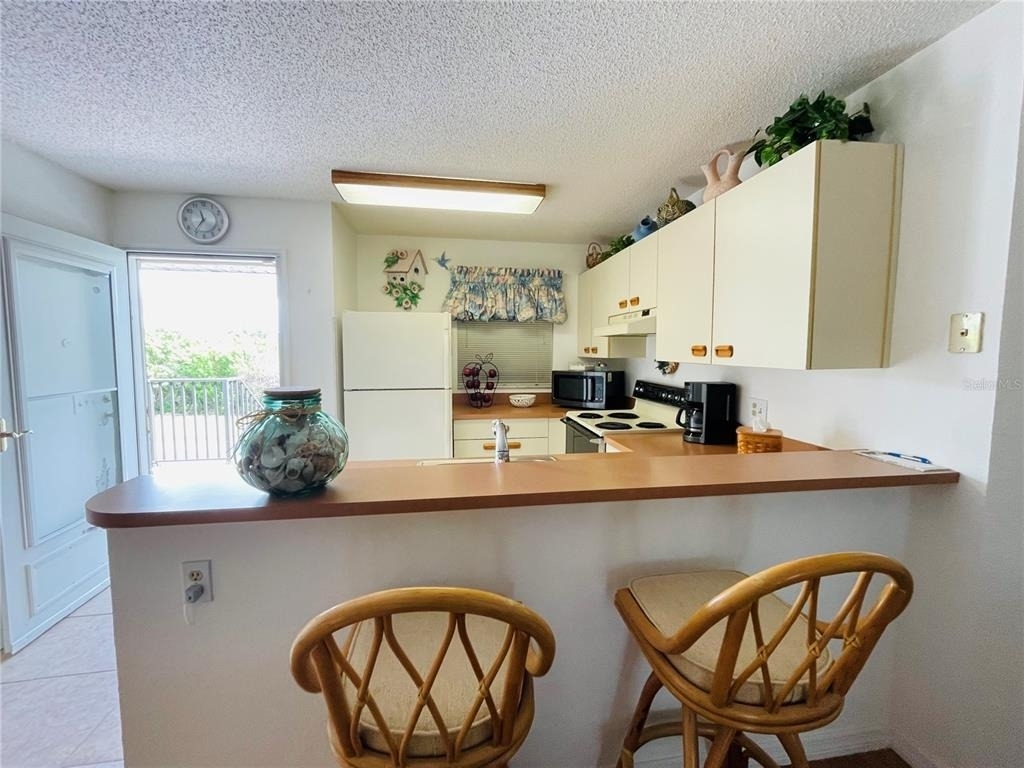 25100 Sandhill Boulevard - Photo 7