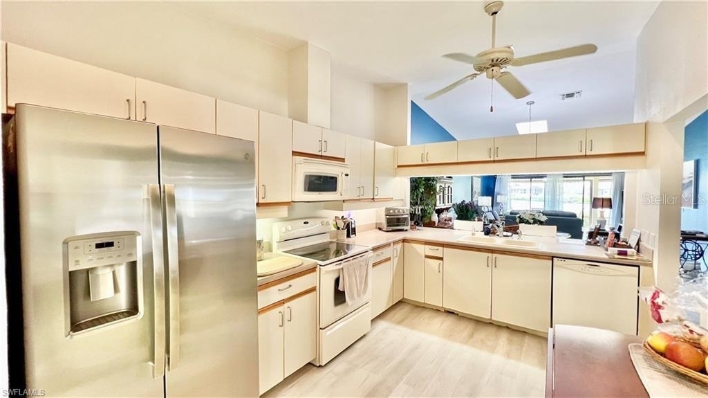 1640 Atares Drive - Photo 6