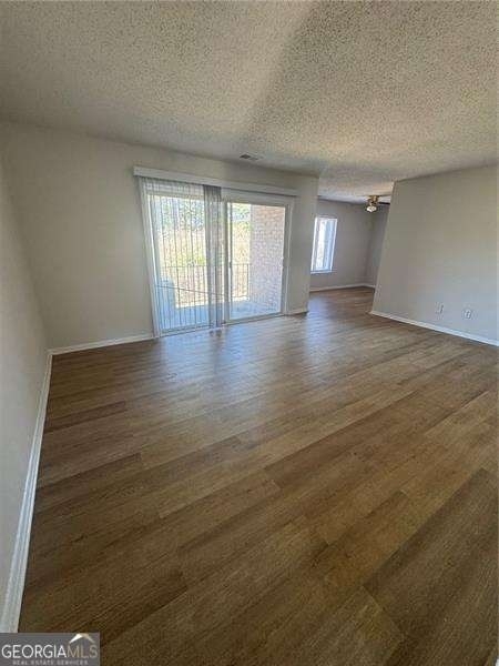 3288 Covington Drive - Photo 2